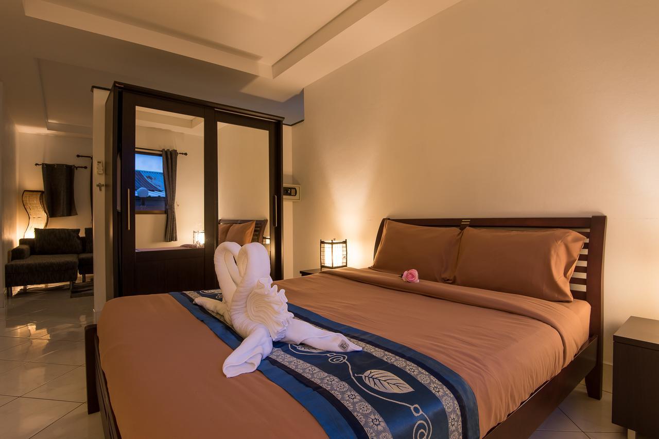 Tananza Resort & Homestay Phuket Nai Harn エクステリア 写真