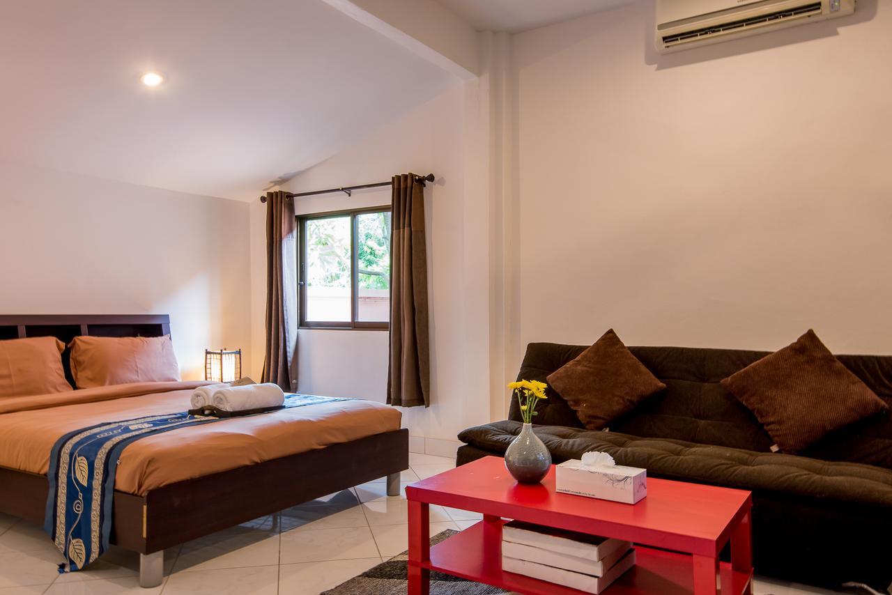 Tananza Resort & Homestay Phuket Nai Harn エクステリア 写真