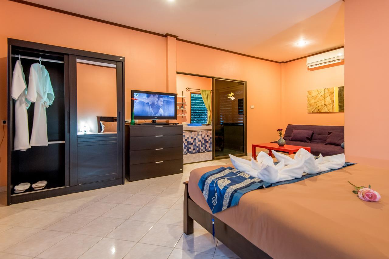 Tananza Resort & Homestay Phuket Nai Harn エクステリア 写真