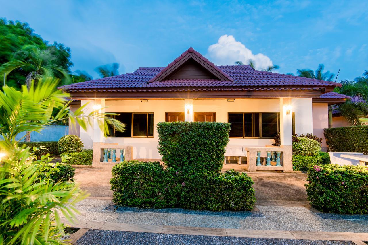 Tananza Resort & Homestay Phuket Nai Harn エクステリア 写真